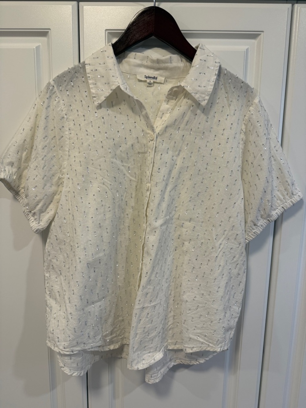 Splendid white Short-Sleeve Button Down Shirt with Subtle Silver Dots